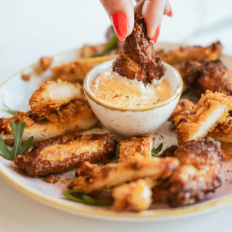 Poulet crunchy maison & Wings de poulet marinés tex mex